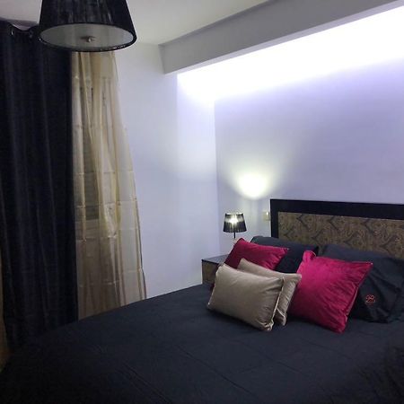 Apartamentos Las Ferrerias Аренас-де-Сан-Педро Экстерьер фото
